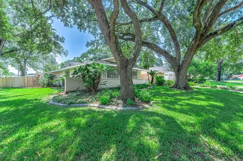 1616 Redway Lane Houston TX 77062