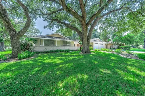 1616 Redway Lane Houston TX 77062