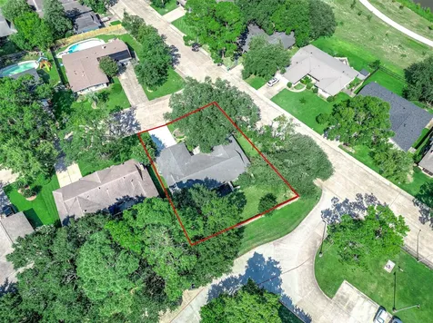 1616 Redway Lane Houston TX 77062