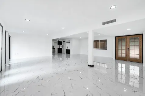 1616 Redway Lane Houston TX 77062