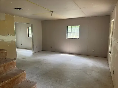 14 N Fairway Loop Coldspring TX 77331