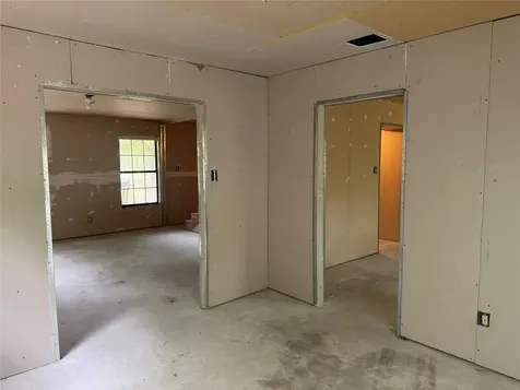14 N Fairway Loop Coldspring TX 77331