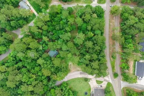14 N Fairway Loop Coldspring TX 77331