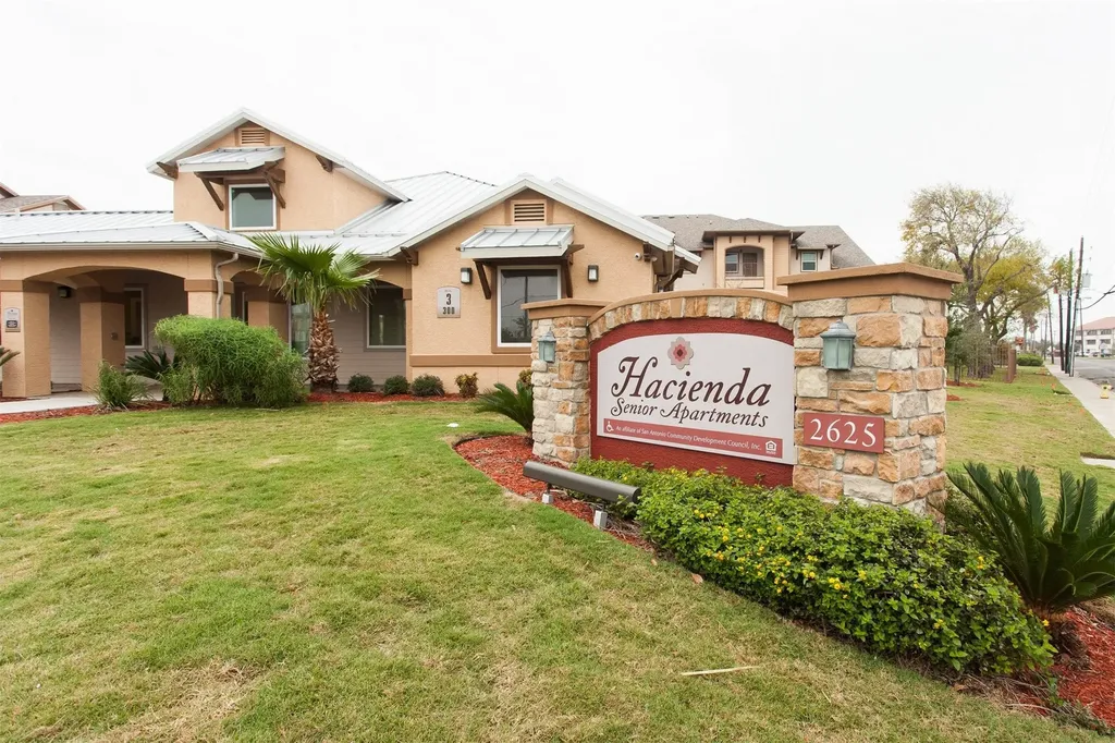 2625 Greenwood Drive Corpus Christi TX 78405