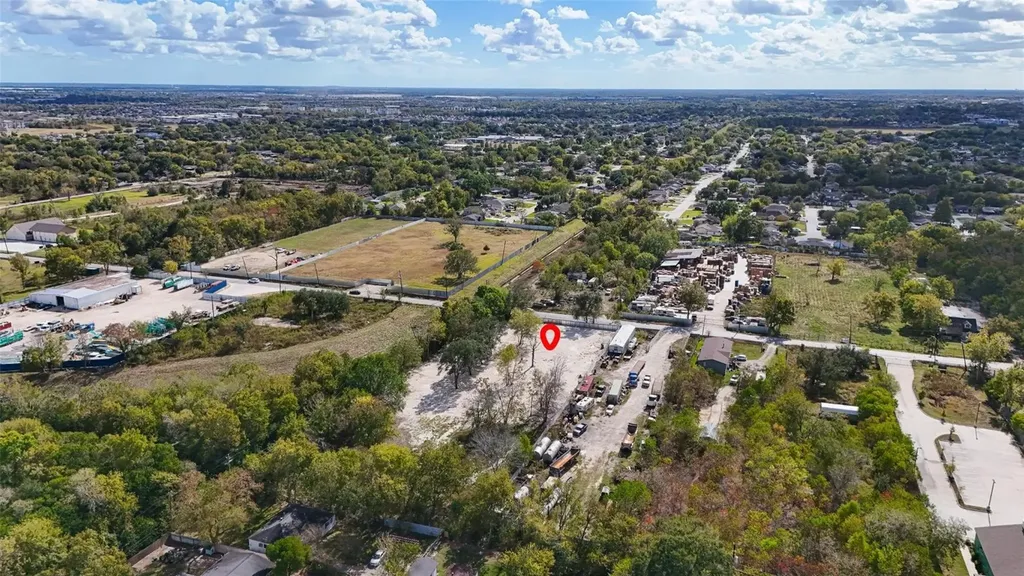 5033 S Acres Drive Houston TX 77048