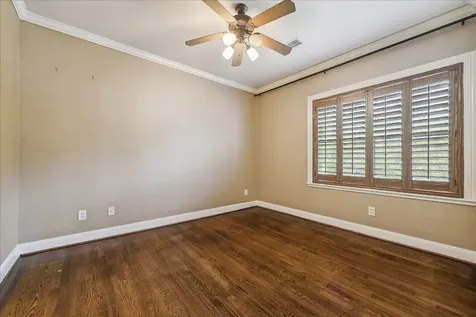 4601 Birch Street Bellaire TX 77401