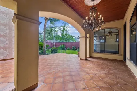 4601 Birch Street Bellaire TX 77401