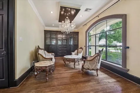4601 Birch Street Bellaire TX 77401