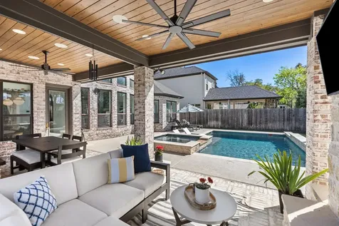 6433 Schiller Street Houston TX 77055