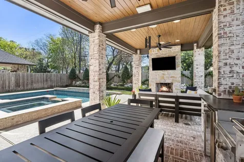 6433 Schiller Street Houston TX 77055
