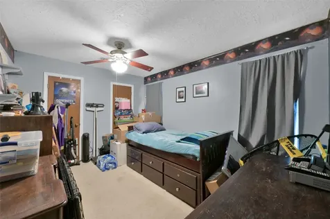 423 Paradise Lane Montgomery TX 77356