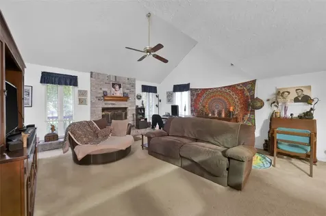 423 Paradise Lane Montgomery TX 77356
