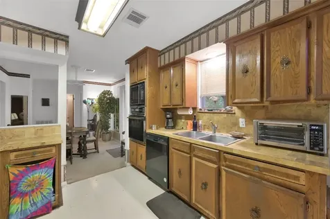 423 Paradise Lane Montgomery TX 77356