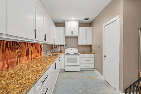 16947 Pioneer Trail Conroe TX 77302