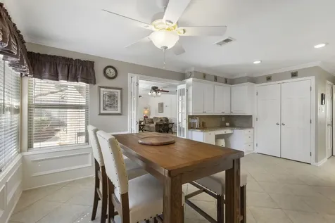 5619 Willow Walk Street Houston TX 77069