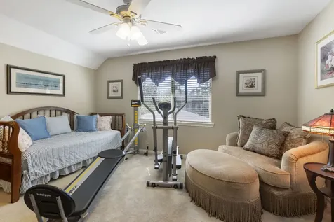 5619 Willow Walk Street Houston TX 77069
