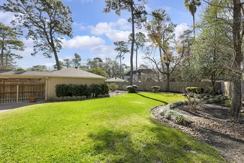 5619 Willow Walk Street Houston TX 77069