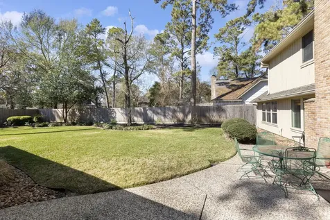 5619 Willow Walk Street Houston TX 77069