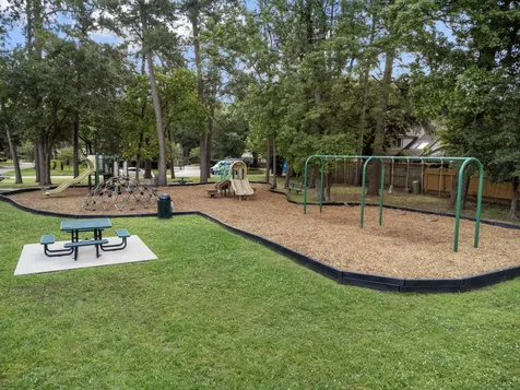 5619 Willow Walk Street Houston TX 77069