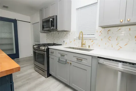 2202 4th Street Galena Park TX 77547