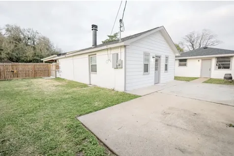 2202 4th Street Galena Park TX 77547