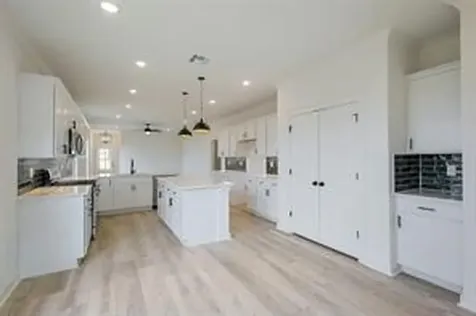 814 Countryside Glade Lane Rosharon TX 77583