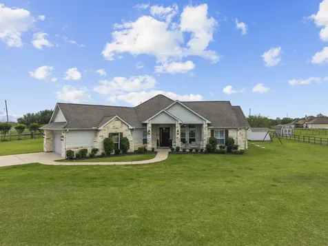 16003 Three Oaks Boulevard Santa Fe TX 77517