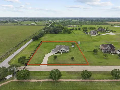 16003 Three Oaks Boulevard Santa Fe TX 77517