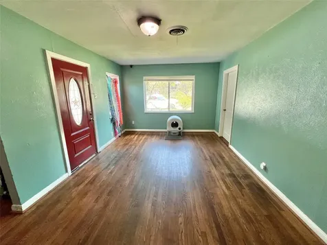 424 Evans Street Angleton TX 77515