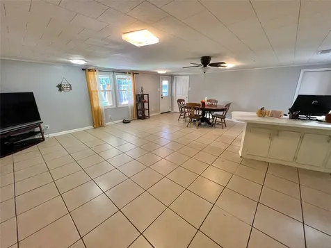 424 Evans Street Angleton TX 77515