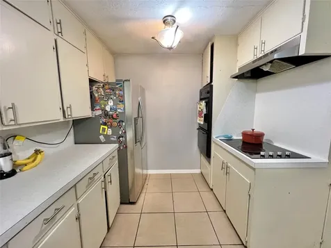 424 Evans Street Angleton TX 77515
