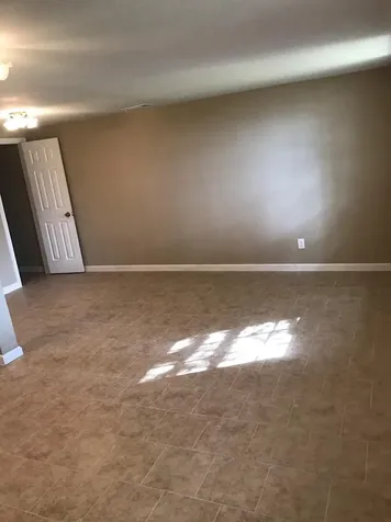 7102 N Highway 6 Hitchcock TX 77563