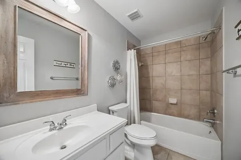 8107 Highland Forest Drive Sugar Land TX 77479