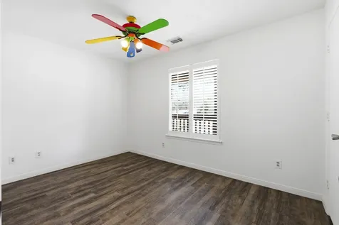 500 Dogwood Trail Conroe TX 77316
