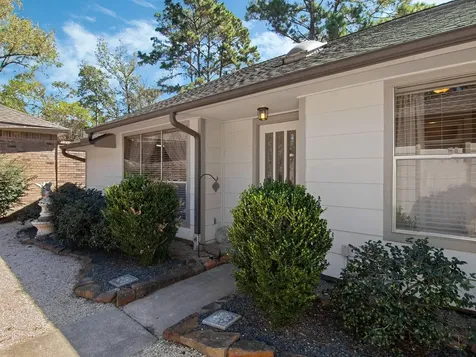 4318 Pinewood Park Drive Kingwood TX 77345