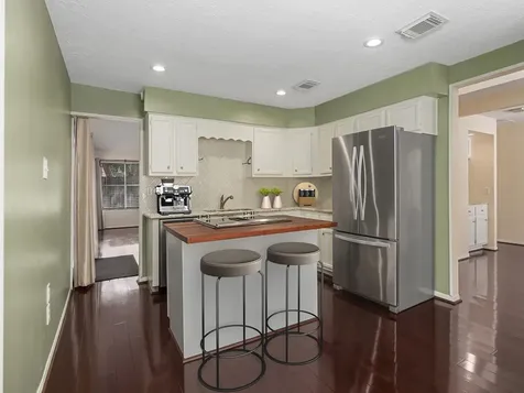 4318 Pinewood Park Drive Kingwood TX 77345