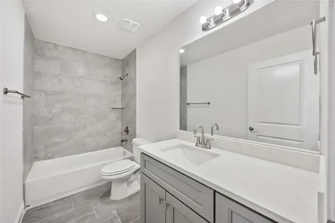 9129 Brandon Street A7 Houston TX 77051