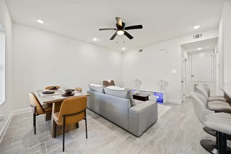 9129 Brandon Street A7 Houston TX 77051