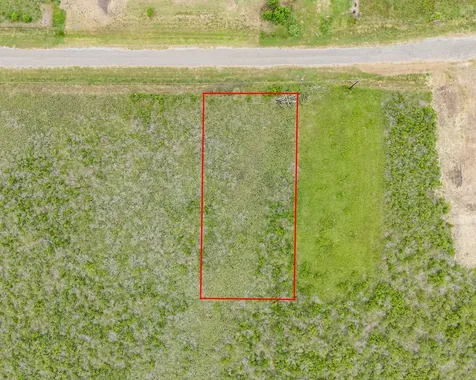 1572 Bluewater Street Sargent TX 77414