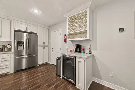 11102 Hillcroft Avenue Houston TX 77096