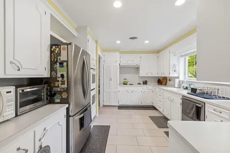2405 Burton Drive Bryan TX 77802