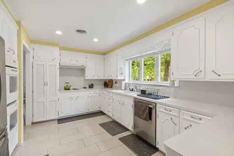 2405 Burton Drive Bryan TX 77802