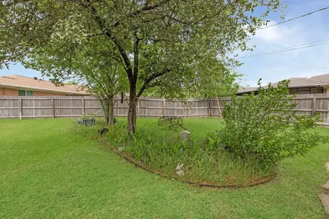 2405 Burton Drive Bryan TX 77802