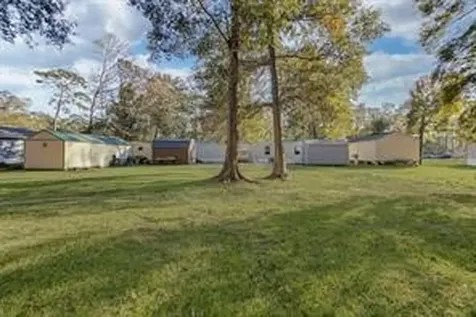 188 County Road 429 Dayton TX 77535