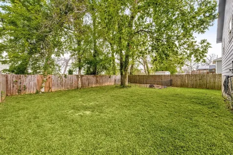 805 E Mulberry Avenue Wharton TX 77488