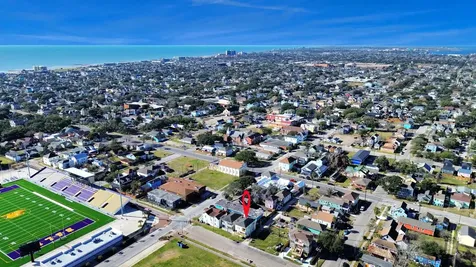 1213 28th Street Galveston TX 77550