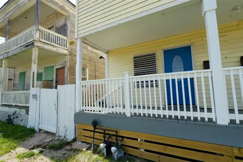 1213 28th Street Galveston TX 77550