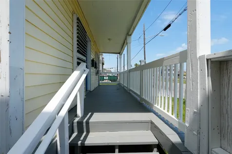 1213 28th Street Galveston TX 77550