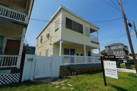 1213 28th Street Galveston TX 77550