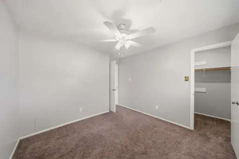 1146 Woodbridge Avenue Pearland TX 77584